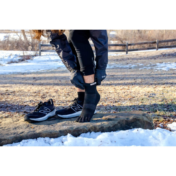 Injinji Run Lightweight Mini Crew Black - Image 5